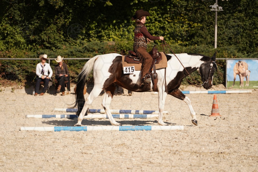 s_A_906493.JPG